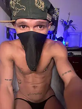 CRAZY-BOY99 webcam