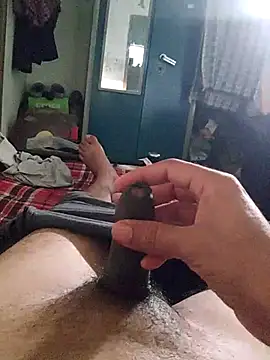 hotbull30 webcam