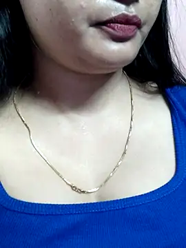 Wild-janvi webcam