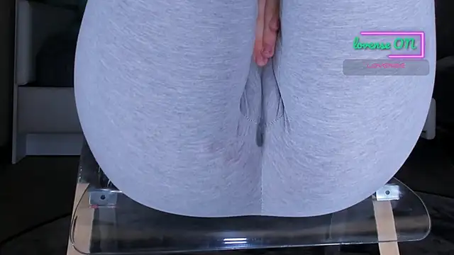 Cameltoe_squirt_inPants webcam