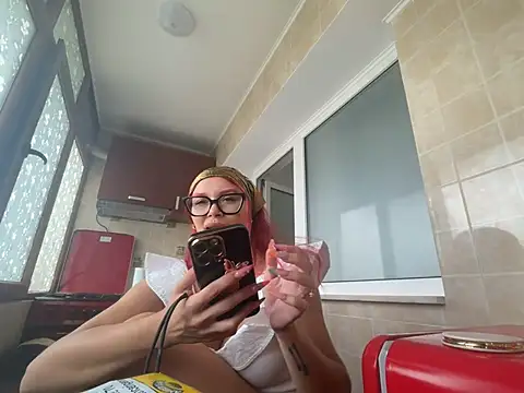 FoxyValentine webcam