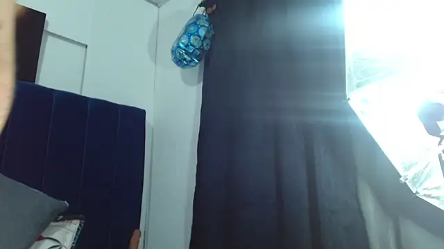 Exotic_wish webcam