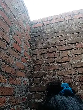 Manavi_x webcam