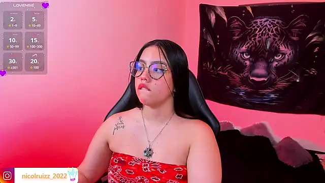 Nicolle_Ruizz webcam