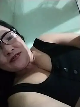 Naaya8109 webcam