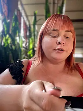 LadyDreams11 webcam
