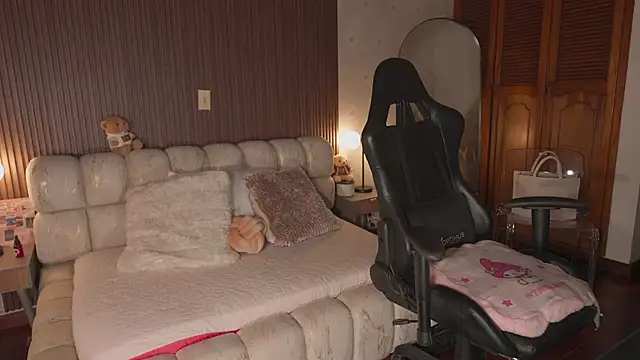 KateOwens webcam