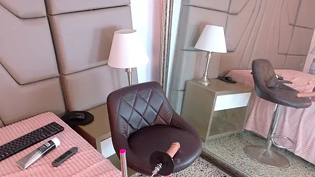 ParanoidTemptaion_ webcam