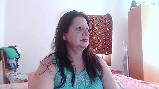 ExtasyMature webcam