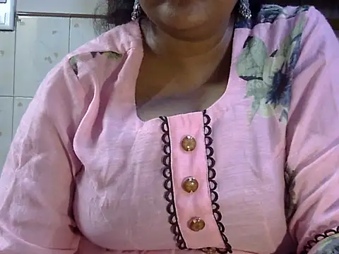 SweetRashii webcam