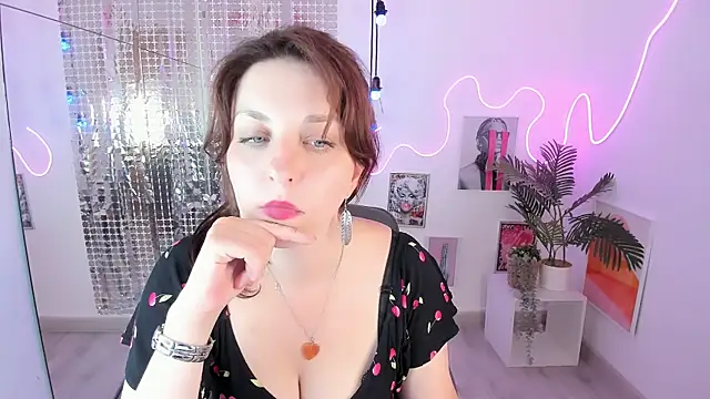 MargaretFatal webcam