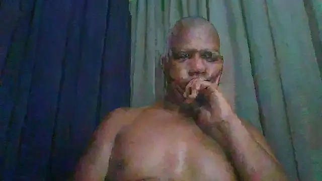 bigblackcock75 webcam