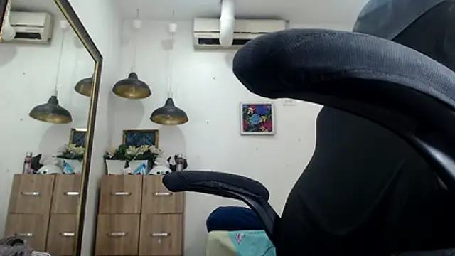 Jacky Hot Black (JackyHotBlack)
