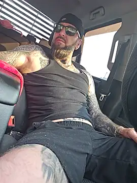 Beardedtattood Live Web Cam Show