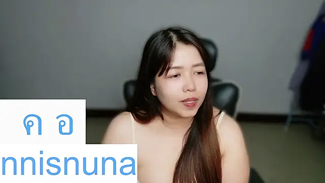 nunanunanuna live cam on StripChat