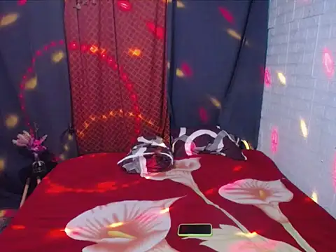BriannaCruz24 webcam