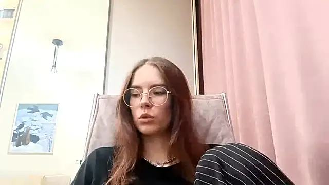 BrawAlly live sex cam