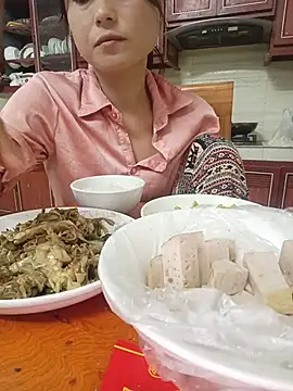 Linda-yiyi webcam