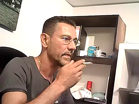 mastercharisma35 webcam