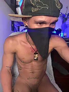 CRAZY-BOY99 webcam