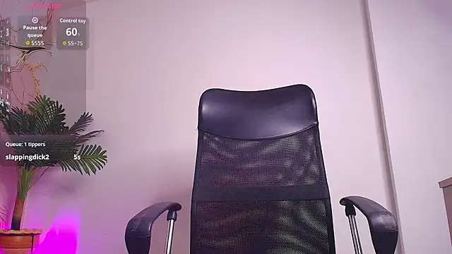 luucy_18 webcam