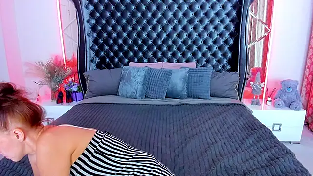 Rebecca_Diamond webcam