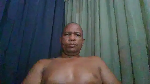 bigblackcock75 webcam