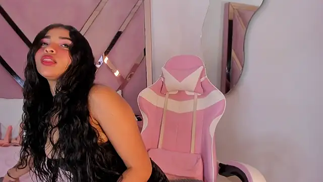 honeyhtx live cam on StripChat