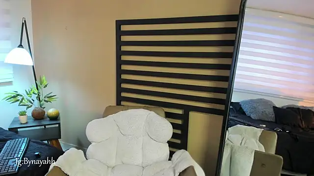 nayah__