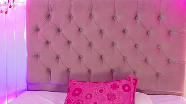 Gabby-Sweet live cam on StripChat