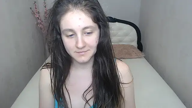 Holliy_Cooper webcam