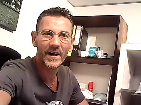 mastercharisma35 webcam