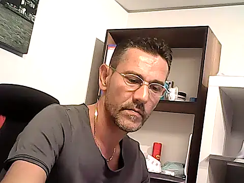 mastercharisma35 webcam