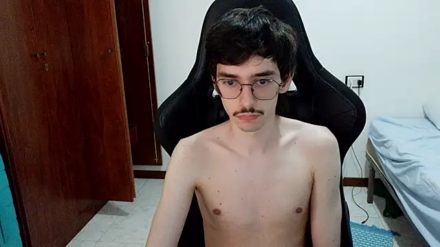 gabrielnovin17cm (M young) - first cum