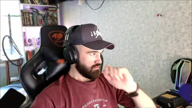 _Serious_Man webcam