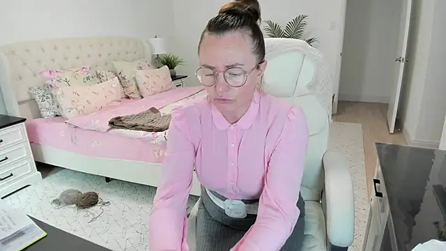 Vika73 webcam