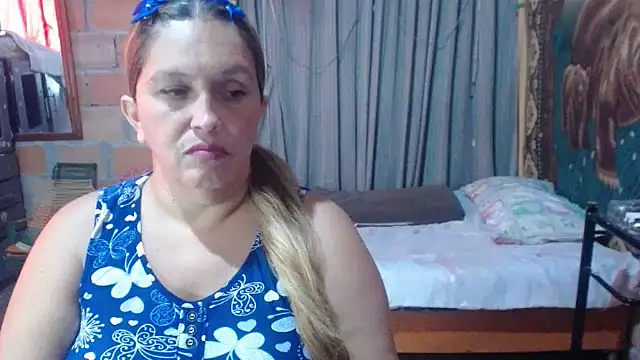 MOTHER_AND_SON09 webcam