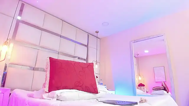 elizavenus live cam on StripChat