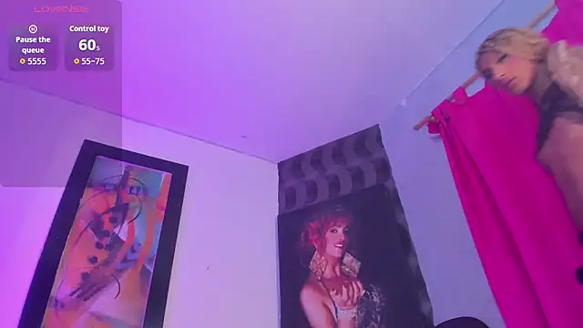 Ciara_HotTs webcam