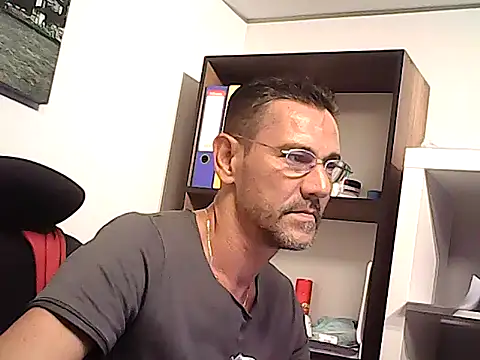 mastercharisma35 webcam