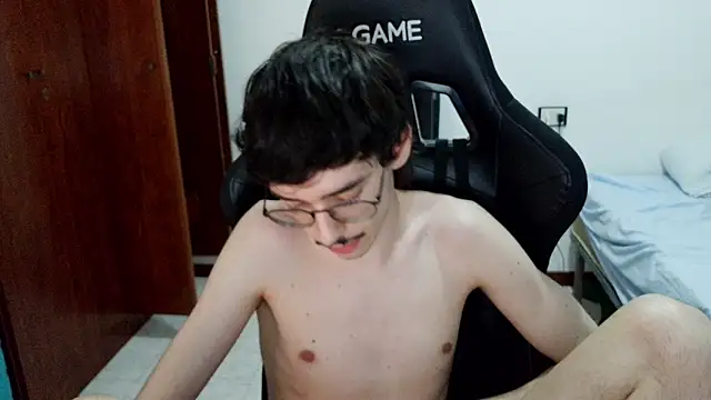gabrielNovin17cm webcam