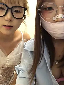 Rocket-Girl live cam on StripChat