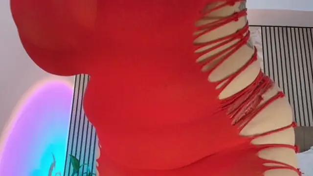 JuliRamirez webcam
