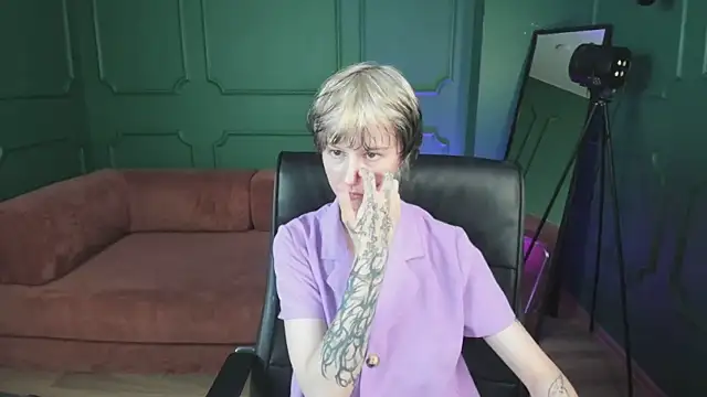 Senpai_Sins Live Web Cam Show