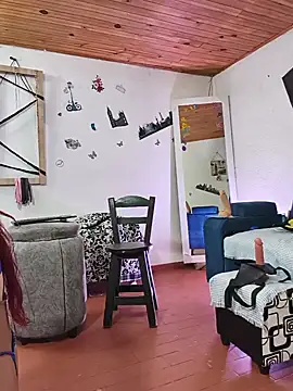 keila_j webcam