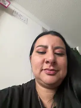 Abril_Luv webcam
