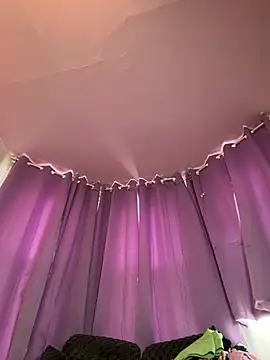 KawaiiKiki_247 Live Web Cam Show