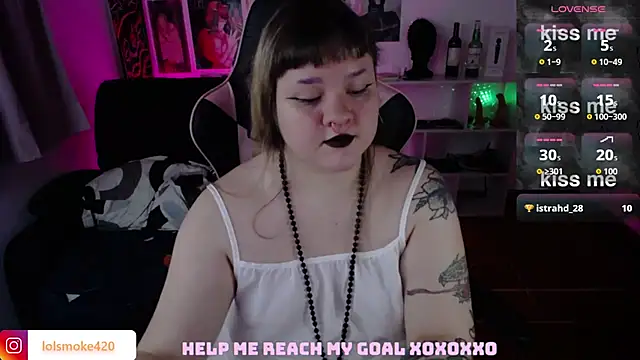Bdsm_and_fries live cam on StripChat