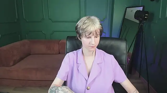 Senpai_Sins webcam