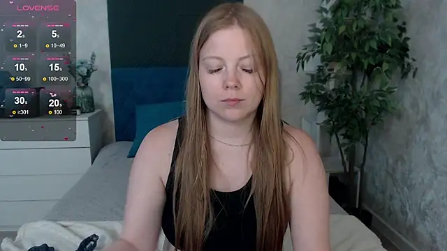 JennyyHot live cam on StripChat